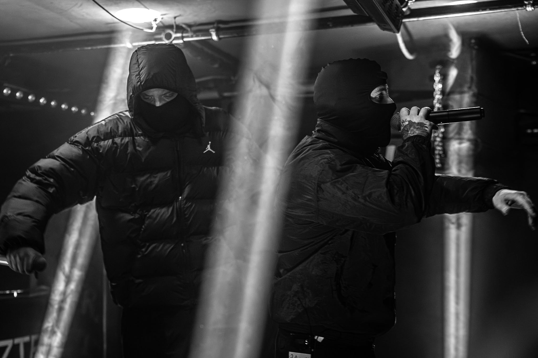 Maximilian Ikarus und Johnboy bei Crystal F & Arbok 48 Konzert